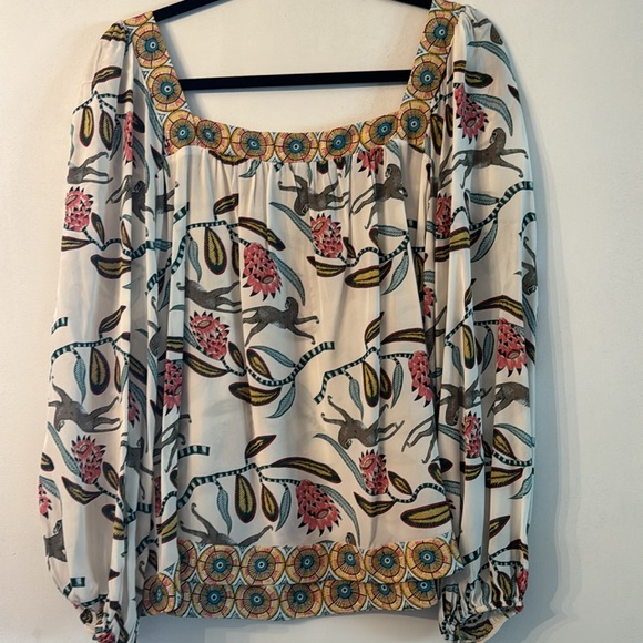 Caballero Size Small Long Sleeve Square neck Jungle Pattern Blous - Picture 6 of 7